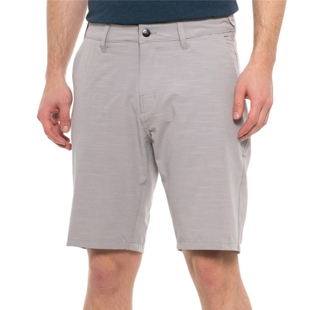 Multifunctional Shorts! Quick dry material. Tags!